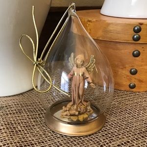 Nativity teardrop cloche ornament. Vintage